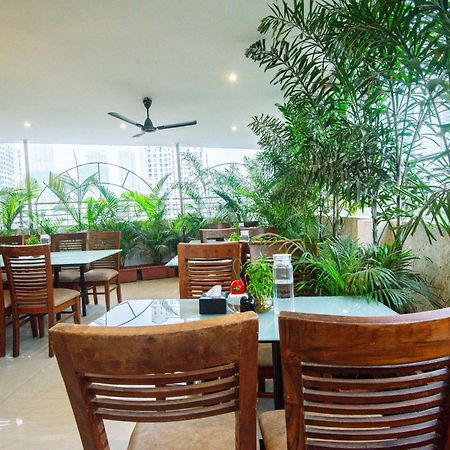 Hotel Skylink Hospitality Mahalaxmi Mumbai Bagian luar foto