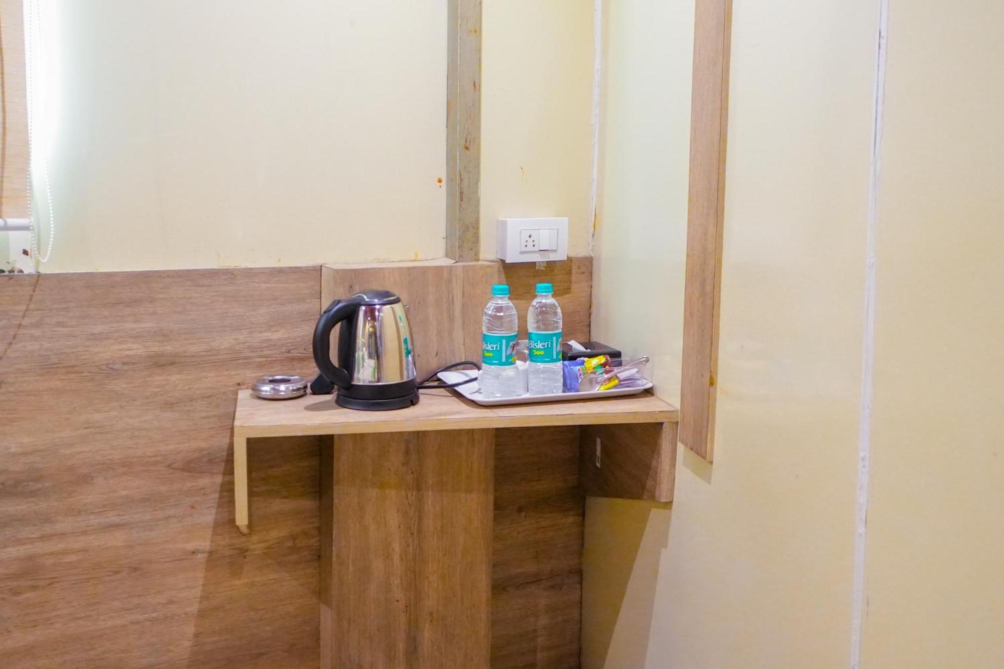 Hotel Skylink Hospitality Mahalaxmi Mumbai Bagian luar foto