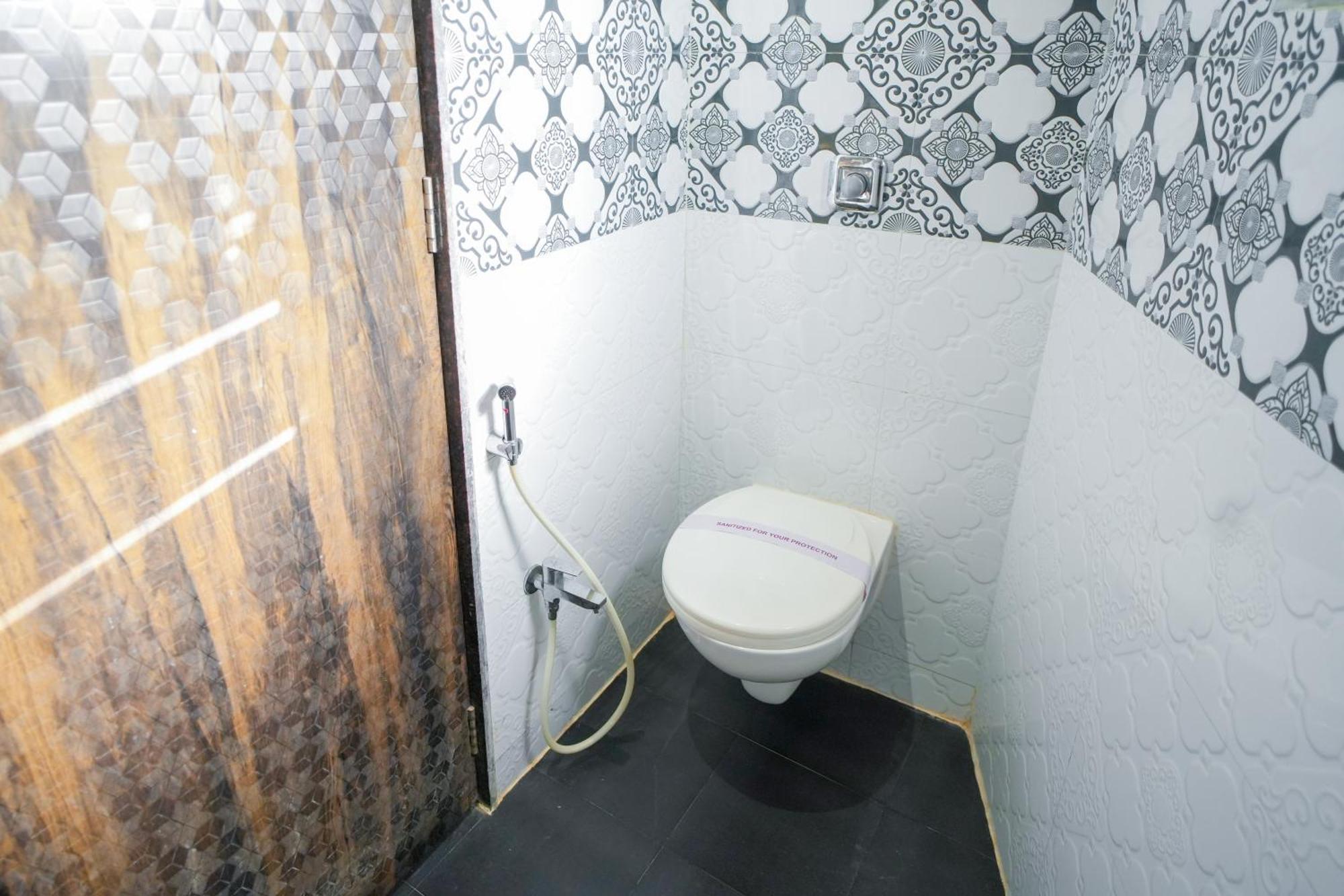 Hotel Skylink Hospitality Mahalaxmi Mumbai Bagian luar foto