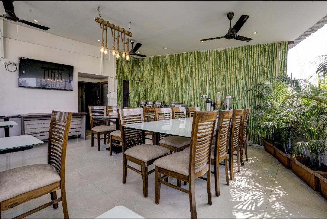 Hotel Skylink Hospitality Mahalaxmi Mumbai Bagian luar foto